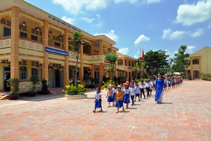 ĐỔI MỚI TRÊN VÙNG ĐẤT ANH HÙNG