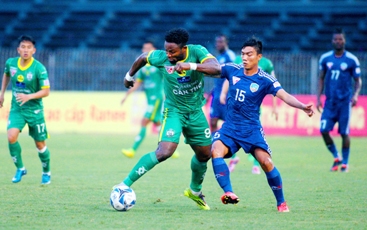 Cần Thơ bị Quảng Nam hạ trên sân nhà