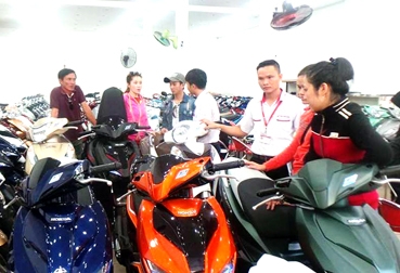 Thêm nhiều lựa chọn khi mua xe gắn máy