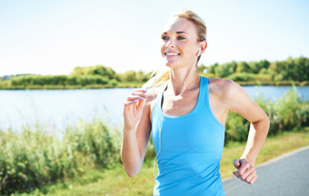 7 cách giúp bạn tỉnh táo mỗi sáng một cách lành mạnh