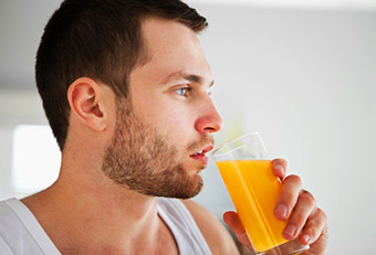 7 cách giúp bạn tỉnh táo mỗi sáng một cách lành mạnh