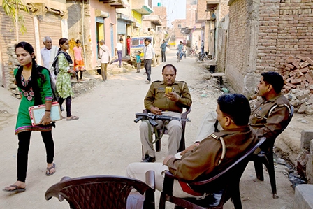 Ấn Độ chống tấn công tình dục bằng điện thoại