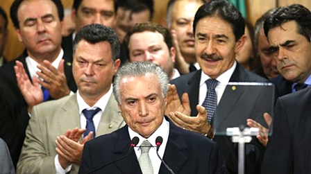 Chính phủ lâm thời Brazil đối mặt nhiều thách thức