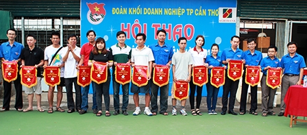 Sôi nổi Hội thao Thanh niên công nhân năm 2016