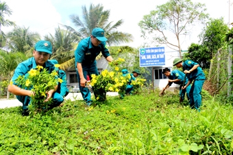 QUÂN ĐỘI THAM GIA XÂY DỰNG NÔNG THÔN MỚI