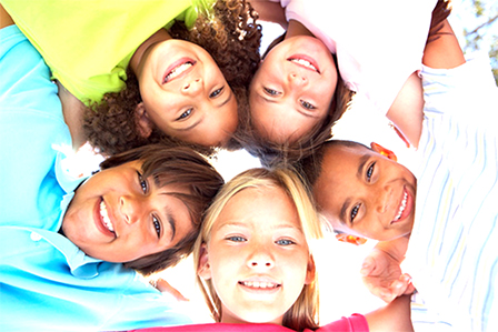 Ít bạn bè ảnh hưởng đến sức khỏe của trẻ