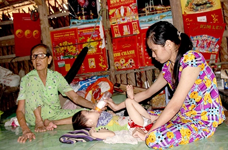 Hãy cứu giúp gia đình chị Tuyền