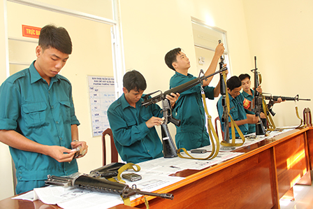 NỖ LỰC XÂY DỰNG ĐƠN VỊ VỮNG MẠNH TOÀN DIỆN