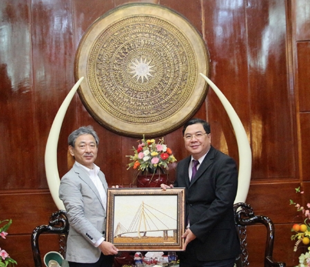 LÃNH ĐẠO THÀNH PHỐ TIẾP LÃNH ĐẠO
TẬP ĐOÀN MITSUBISHI HEAVY INDUSTRIES