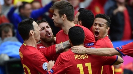 Những “gã khổng lồ” lên tiếng