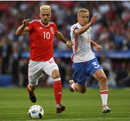 Bale tỏa sáng, xứ Wales nhất bảng B; hòa Slovakia, “Tam sư” chỉ ở vị trí nhì bảng