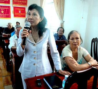 XỬ LÝ NGHIÊM TÌNH TRẠNG MUA BÁN LẤN CHIẾM LÒNG LỀ ĐƯỜNG