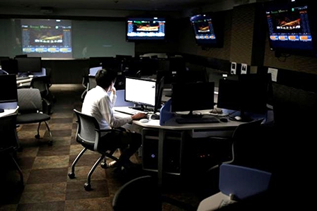 Hàn Quốc đào tạo “chiến binh bàn phím”