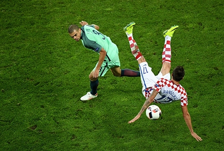 Bồ Đào Nha  Croatia: 1-0 <br>

Nghiệt ngã với Croatia