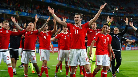 Xứ Wales Bỉ: 3 - 1 <br>
Xứ Wales lội ngược dòng