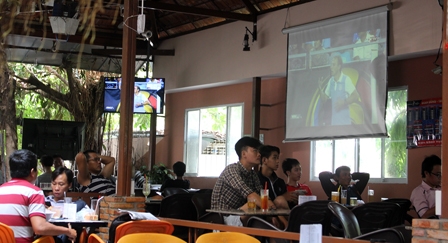 VUI VỚI BÓNG ĐÁ