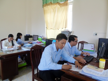 NỖ LỰC XÂY DỰNG CHI BỘ 
TRONG SẠCH VỮNG MẠNH TIÊU BIỂU
