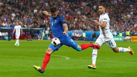 Pháp  Iceland: 5 - 2 <br>

"Gà trống Gaulois" gáy vang
