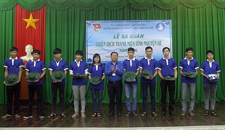 Đoàn thanh niên với nhiều hoạt động hướng về cơ sở