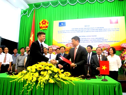 Việt Nam và WB ký Hiệp định 560 triệu USD hỗ trợ ĐBSCL phát triển đô thị và thích ứng với biến đổi khí hậu