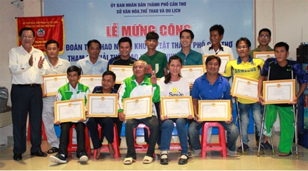 Cần Thơ tổ chức lễ mừng công đoàn VĐV khuyết tật