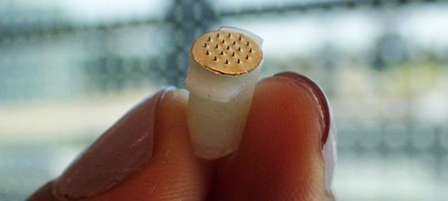 Miếng dán theo dõi tác dụng phụ của thuốc