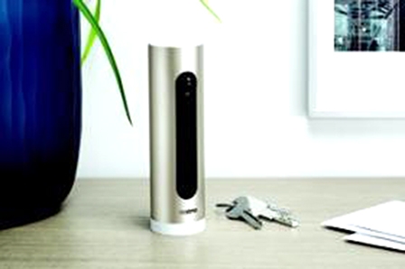 Trông coi nhà từ xa với 6 thiết bị an ninh mới