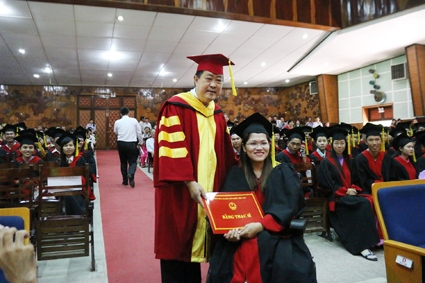 Thêm 312 tân tiến sĩ, thạc sĩ phục vụ phát triển kinh tế - xã hội