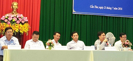 Giải quyết việc làm sau tốt nghiệp - cần sự hợp tác của sinh viên