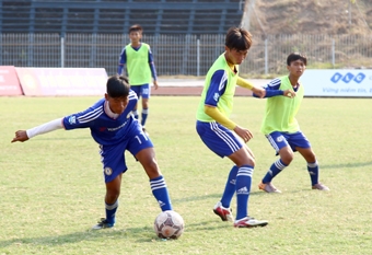 Gầy dựng lại từ lứa U13