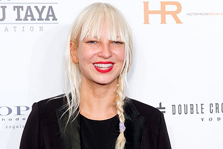 Sia Furler- “Thổi” cảm xúc vào âm nhạc