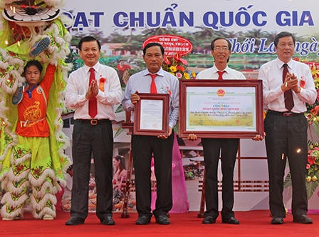 Thới Thạnh ra mắt xã nông thôn mới