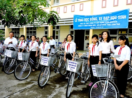 Khí thế ngày khai trường