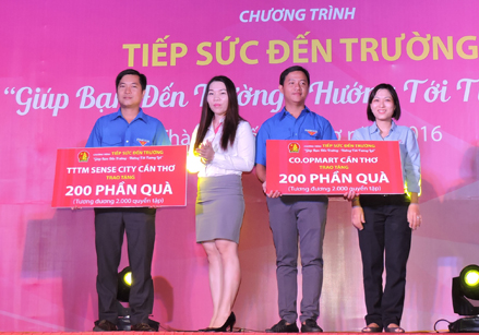 Nhiều hoạt động Tiếp sức đến trường