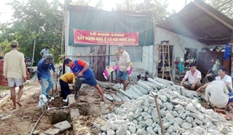 Hỗ trợ xây dựng nhà ở cho cán bộ cơ sở gặp khó khăn về nhà ở