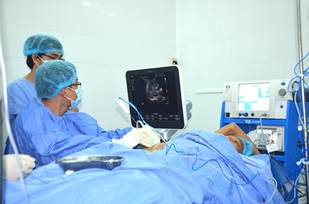 Bệnh viện Ung bướu TP Cần Thơ triển khai điều trị RFA