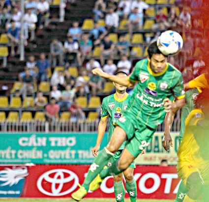 XSKT Cần Thơ thắng Hải Phòng đầy kịch tính