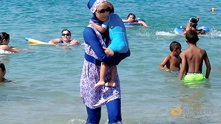 Tranh cãi về luật cấm Burkini ở Pháp