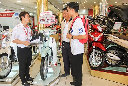 Lựa chọn xe gắn máy cho mùa tựu trường