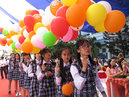 Rộn ràng ngày khai trường