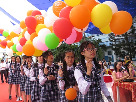 Rộn ràng ngày khai trường