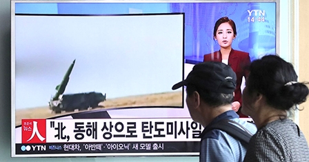 Triều Tiên quyê&#769;t tăng cường vu&#771; trang hạt nhân