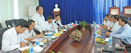 Bí thư Thành ủy Cần Thơ khuyến khích Gentraco
nghiên cứu phát triển các sản phẩm chế biến từ lúa gạo