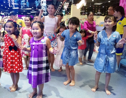 Nhiều hoạt động vui Tết Trung thu cho thiếu nhi