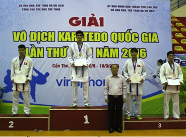 Cần Thơ tạm dẫn đầu Giải Vô địch Karatedo quốc gia lần thứ XXVI năm 2016