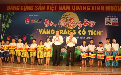 Nhiều hoạt động vui Tết Trung thu cho thiếu nhi