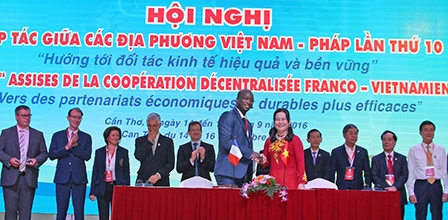 Hội nghị Hợp tác giữa các địa phương Việt Nam - Pháp
 lần thứ 10 tại TP Cần Thơ kết thúc thành công tốt đẹp