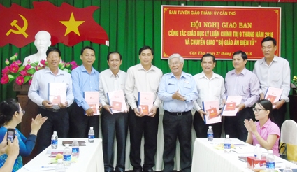 Hội nghị giao ban công tác giáo dục lý luận chính trị