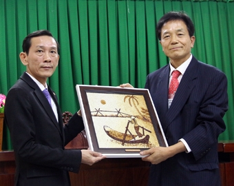 Lãnh đạo thành phố tiếp đoàn công tác 
Hiệp hội Doanh nghiệp Hàn Quốc