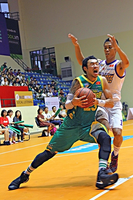 Cantho Catfish thua đậm HCM City Wings